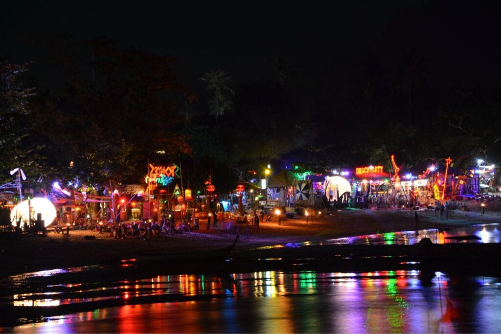Thailand party islands
