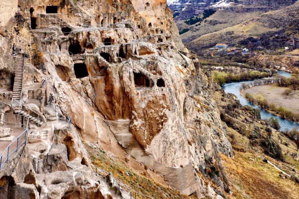 Vardzia